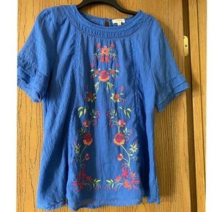 Embroidered flower flowy top